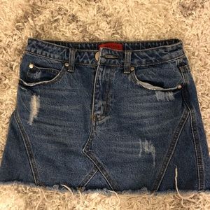 Denim mini skirt size small signature 8